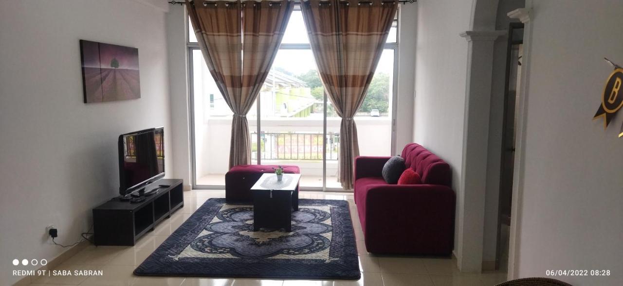 D'Zara Homestay 세팡 외부 사진